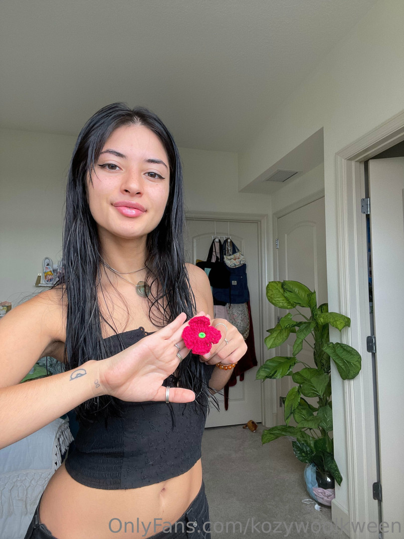Photo by kozywoolkween published on May 23,2023 19:03:08 - BestThots