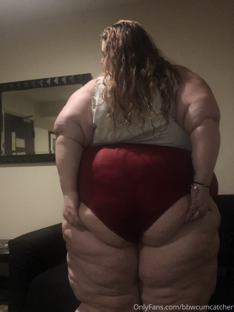 Photo by bbwcreamcatcher published on July 19,2023 13:00:20 - BestThots