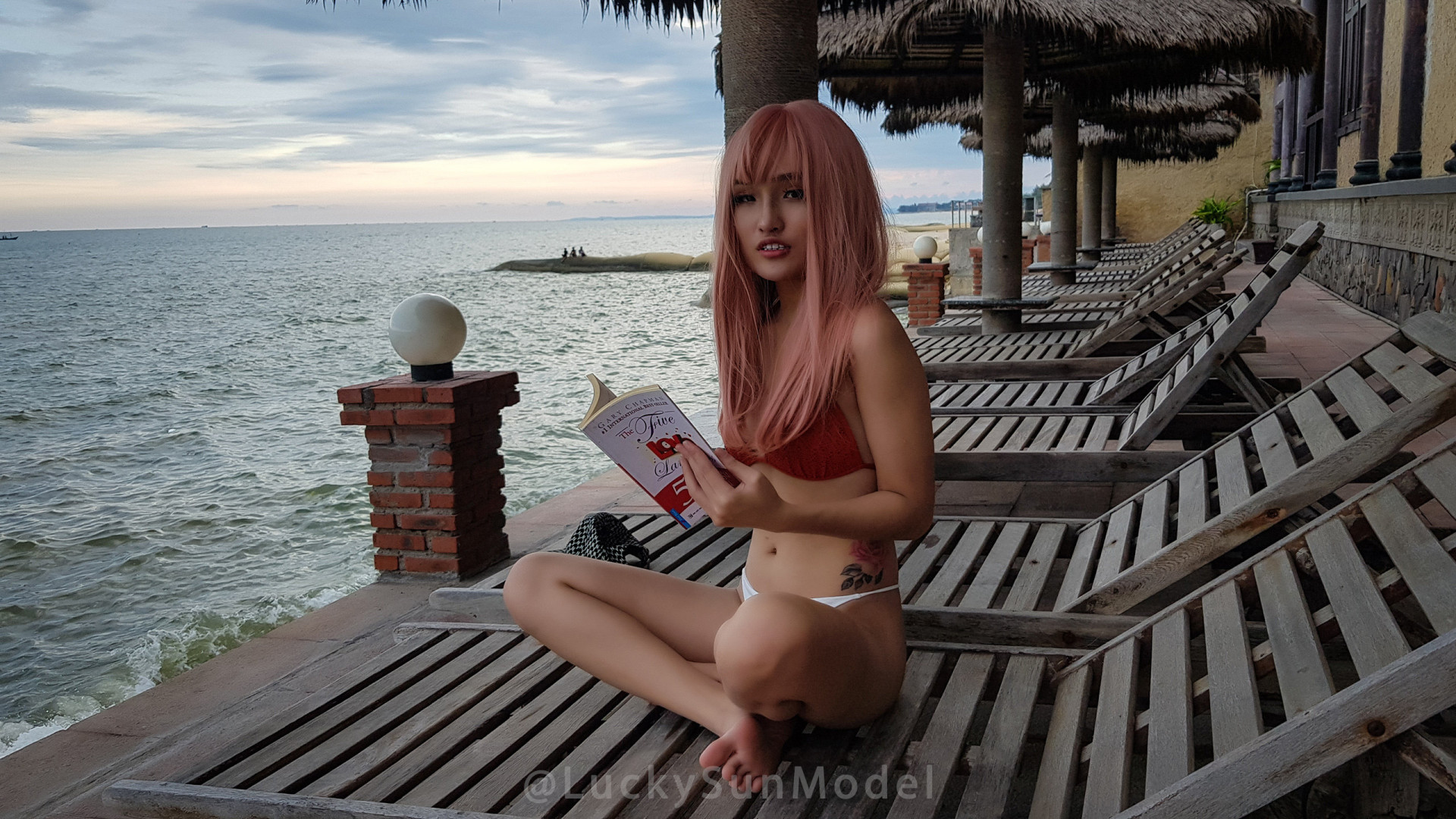 Photo by luckysunmodel published on October 13,2023 07:30:28 - BestThots