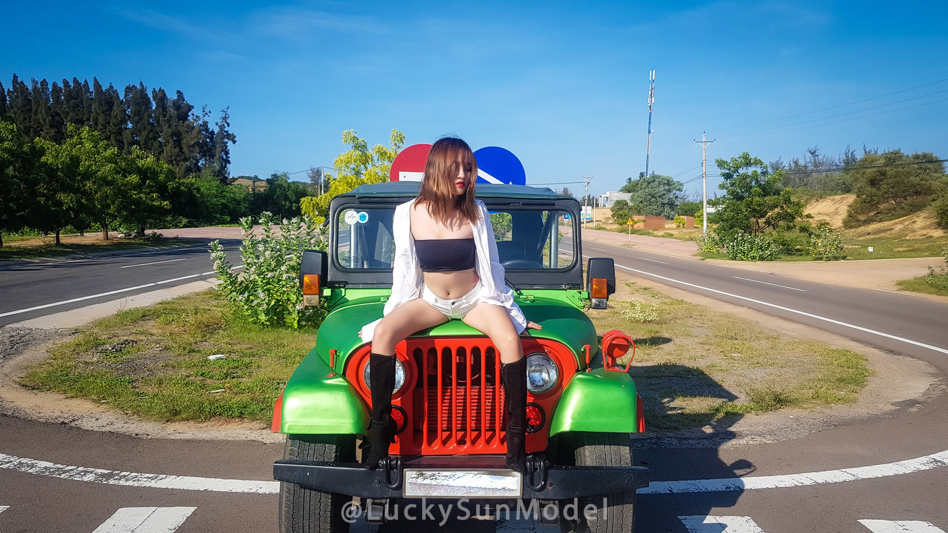 Photo by luckysunmodel published on October 13,2023 10:05:57 - BestThots
