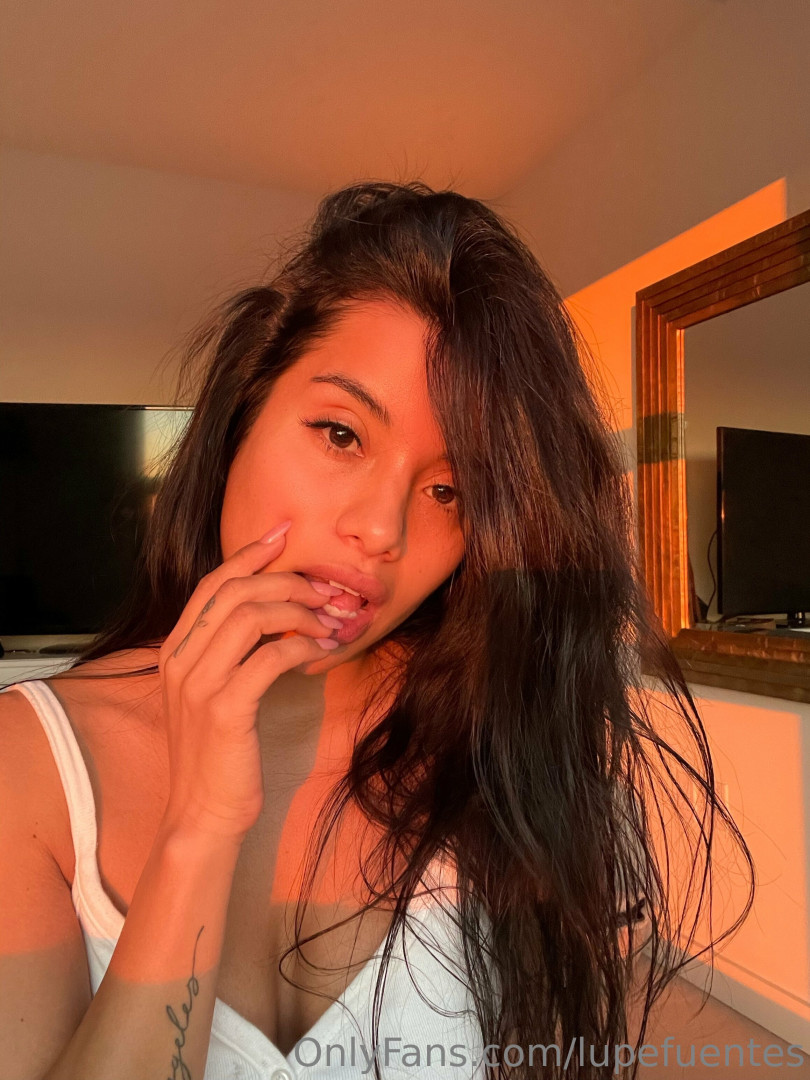 Photo by lupefuentes published on October 16,2023 16:57:37 - BestThots