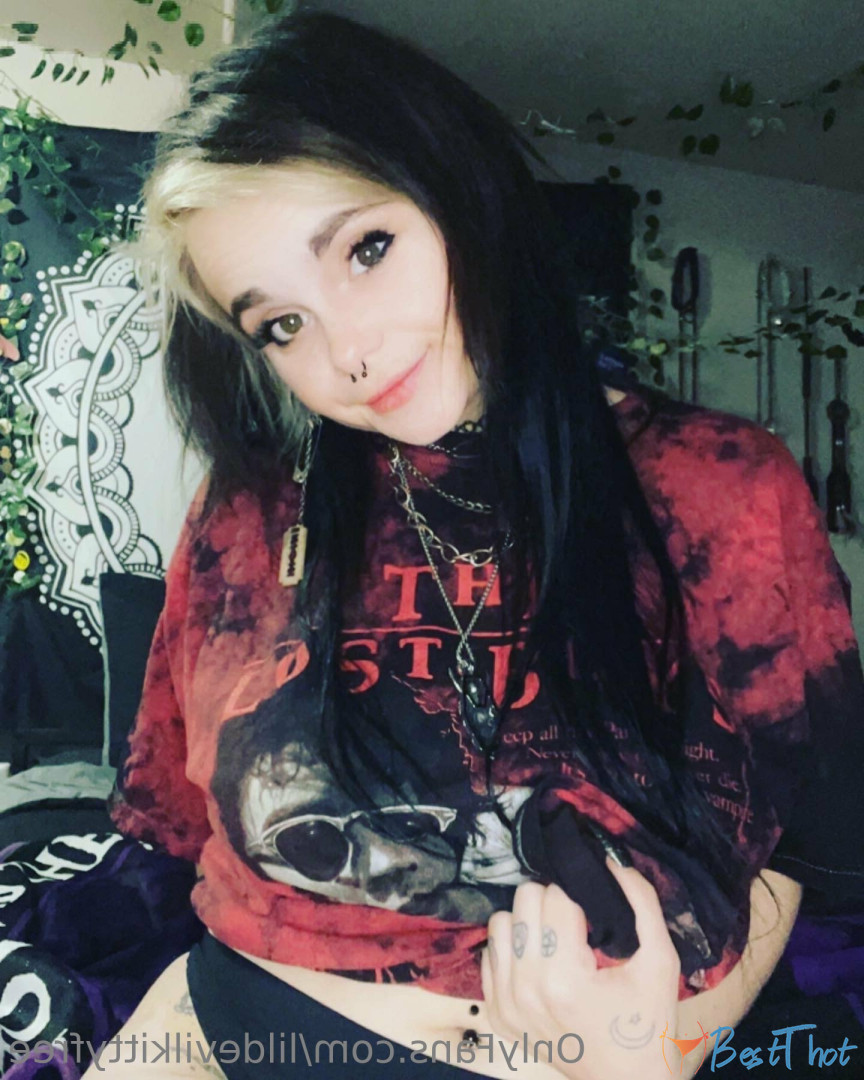 Photo by lildevilkittyfree published on December 25,2024 17:12:53 - BestThots