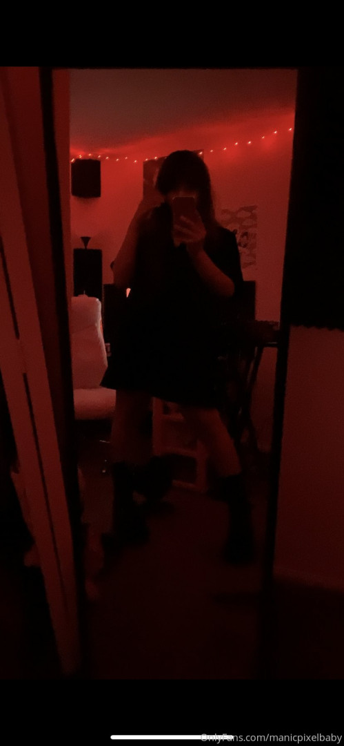 Photo by roxannerom published on October 16,2023 10:45:32 - BestThots