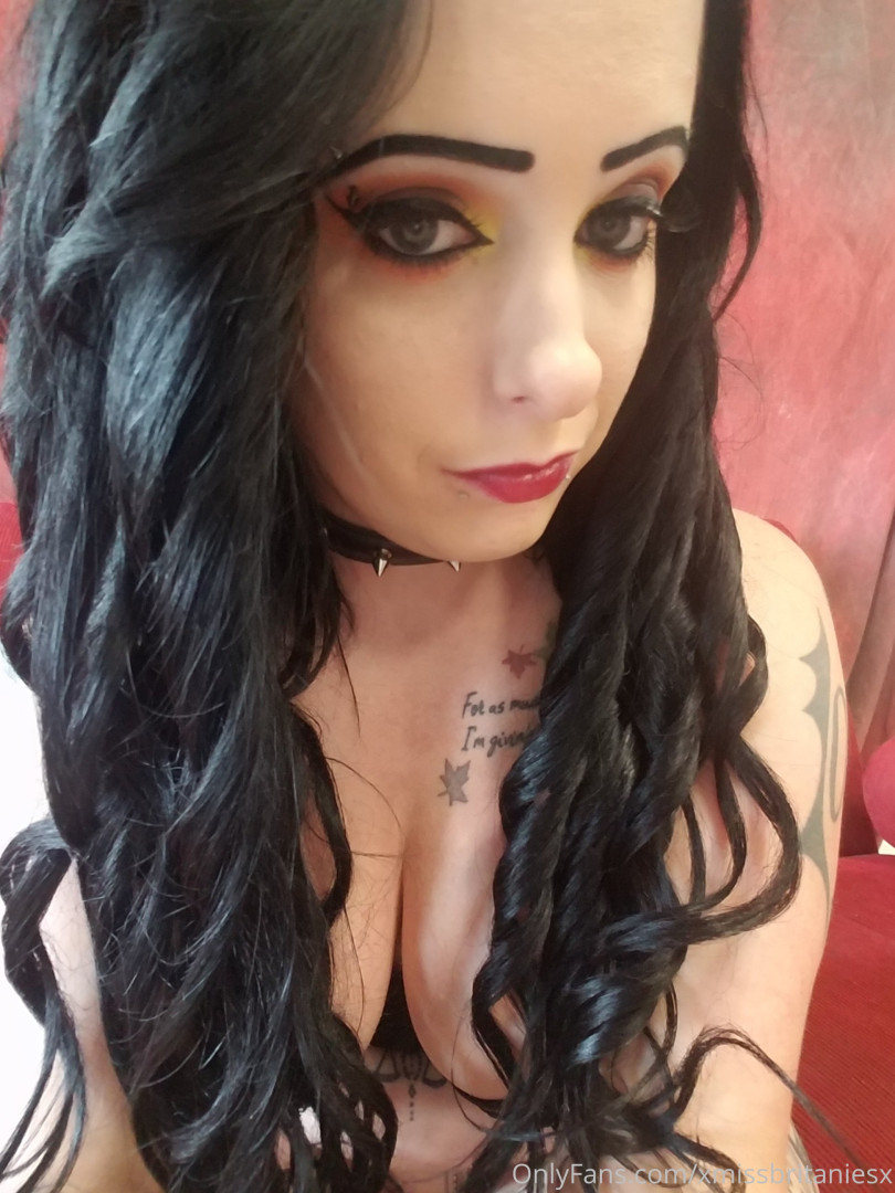 Photo by xmissbritaniesx published on October 16,2023 02:15:31 - BestThots