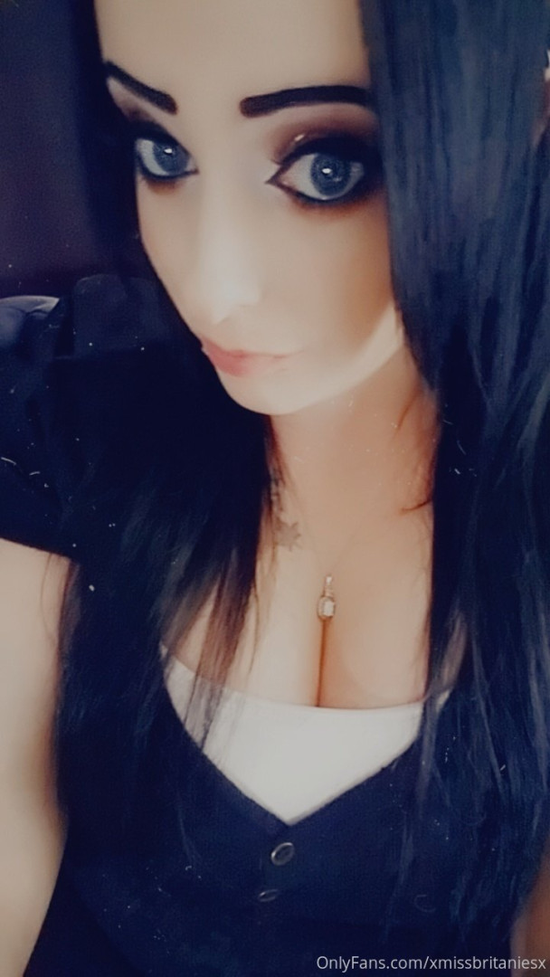 Photo by xmissbritaniesx published on October 16,2023 02:42:06 - BestThots