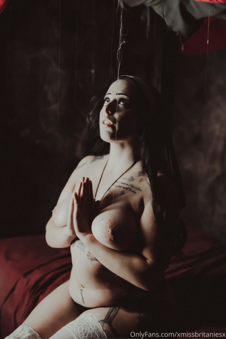 Photo by xmissbritaniesx published on October 16,2023 02:58:12 - BestThots