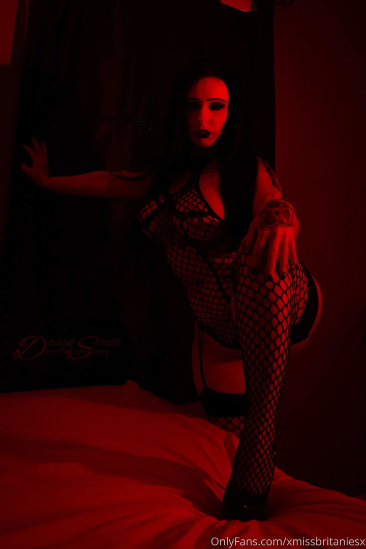 Photo by xmissbritaniesx published on October 16,2023 03:13:05 - BestThots
