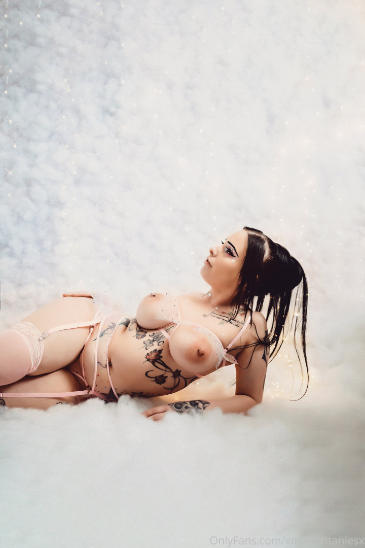 Photo by xmissbritaniesx published on October 16,2023 03:32:15 - BestThots