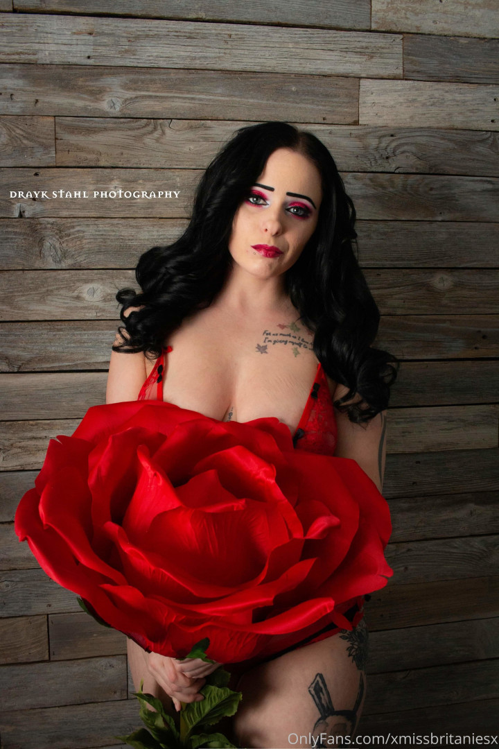 Photo by xmissbritaniesx published on October 16,2023 05:10:36 - BestThots