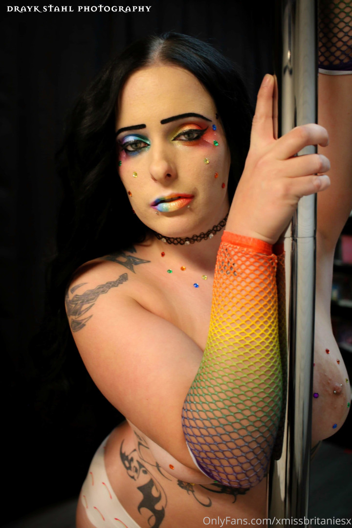Photo by xmissbritaniesx published on October 16,2023 05:31:10 - BestThots