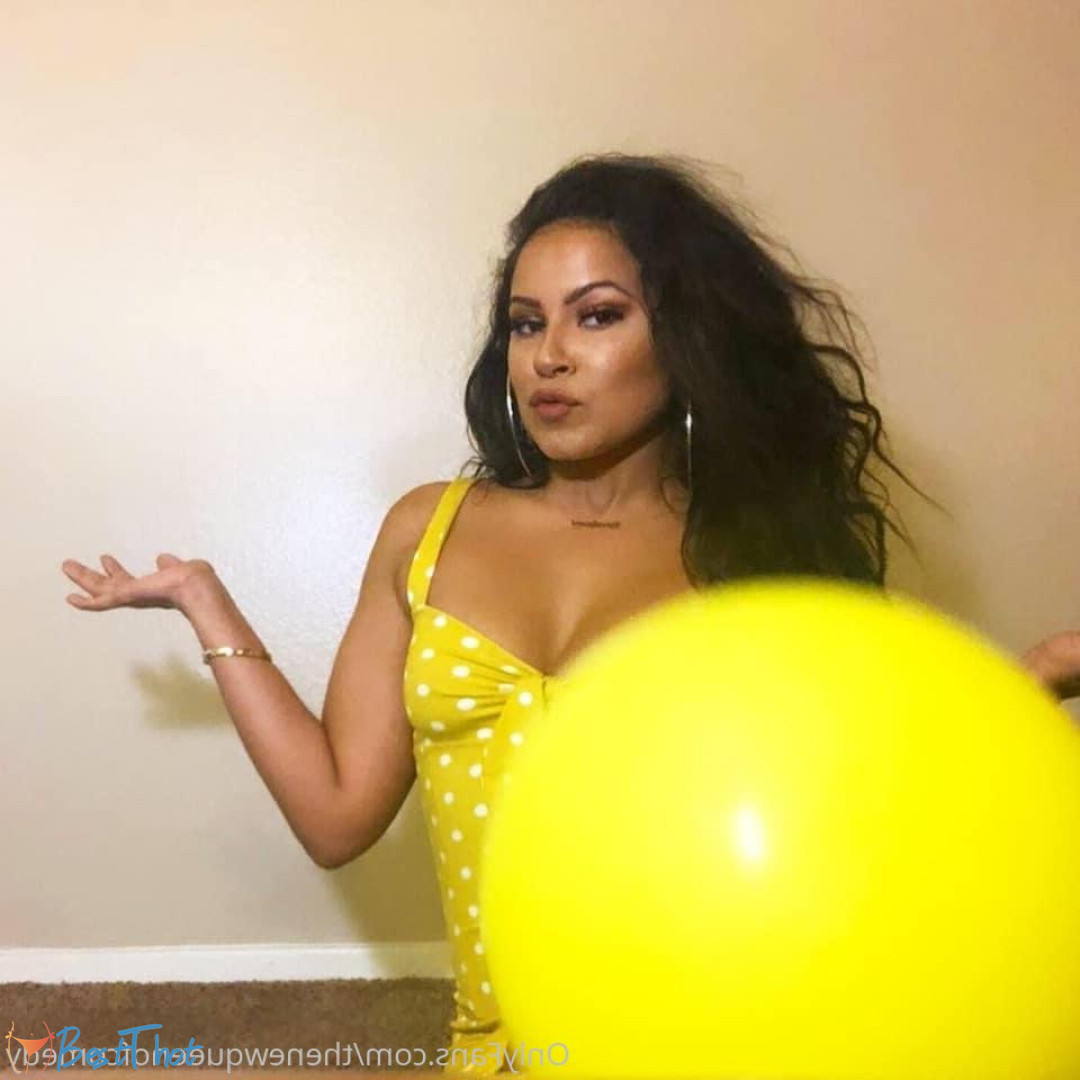 Photo by thenewqueenofcomedy published on December 30,2024 00:16:13 - BestThots