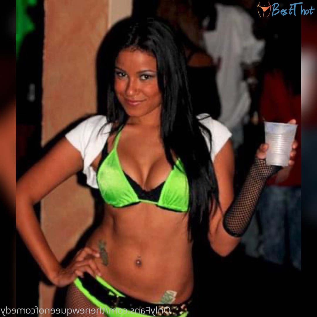 Photo by thenewqueenofcomedy published on December 30,2024 01:24:05 - BestThots