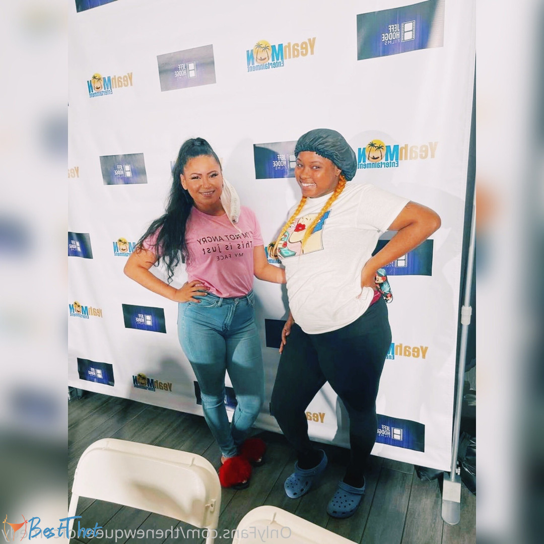 Photo by thenewqueenofcomedy published on December 30,2024 03:18:59 - BestThots