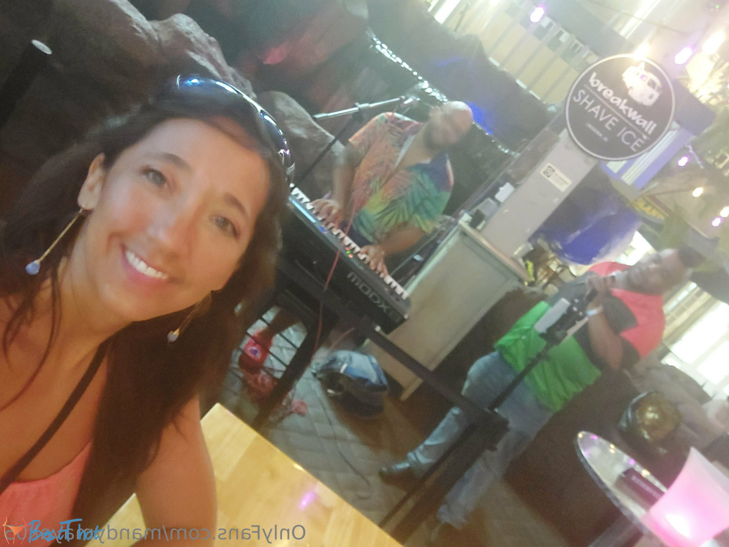 Photo by mandymayak05 published on December 15,2024 21:06:05 - BestThots