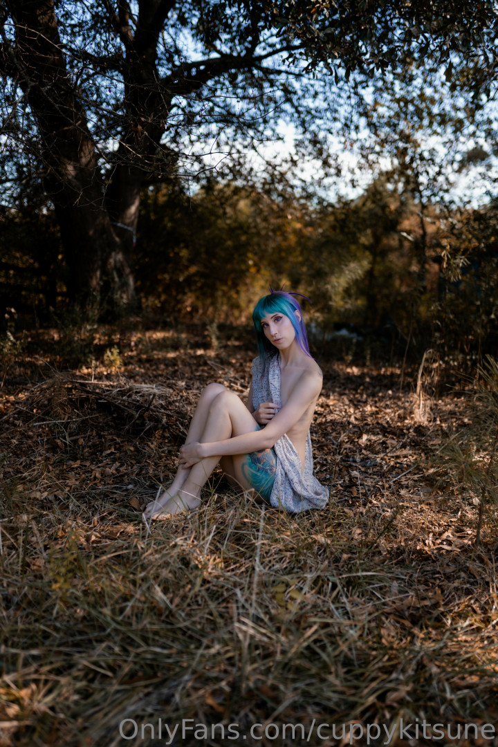 Photo by cuppykitsune published on October 14,2023 10:31:31 - BestThots