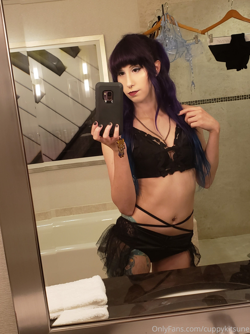 Photo by cuppykitsune published on October 14,2023 10:34:21 - BestThots