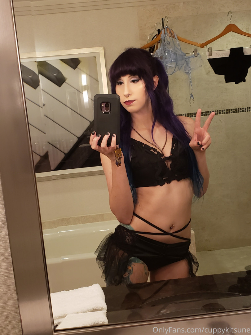Photo by cuppykitsune published on October 14,2023 15:14:55 - BestThots