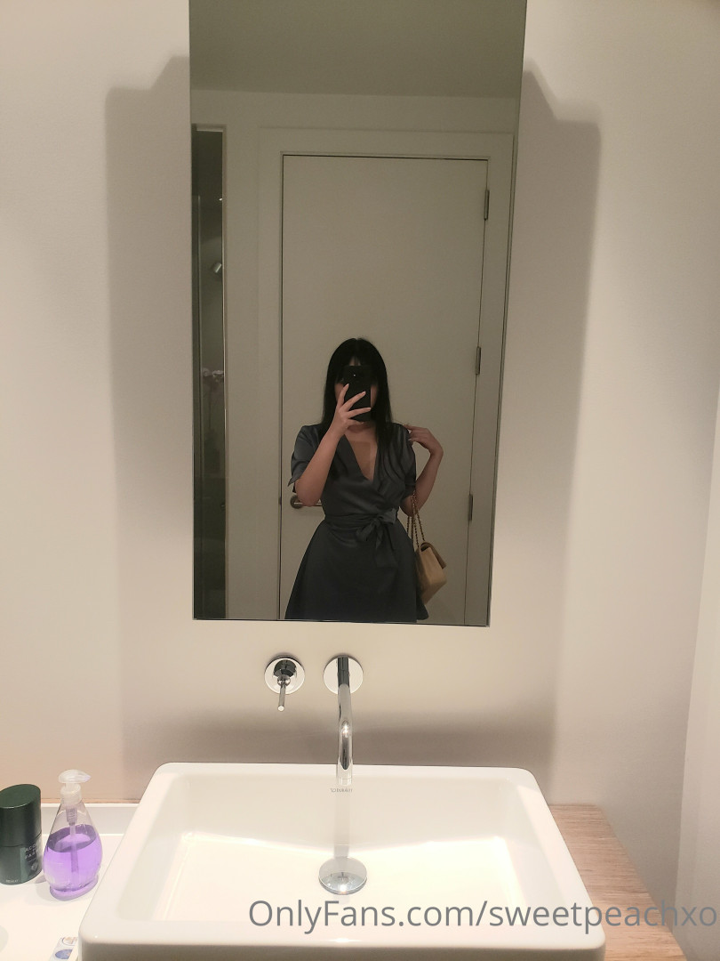 Photo by sweetpeachxo published on October 16,2023 16:53:11 - BestThots
