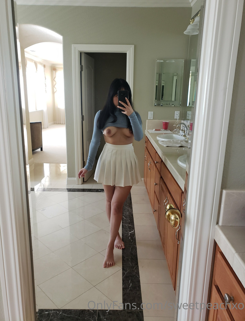 Photo by sweetpeachxo published on October 16,2023 17:38:41 - BestThots