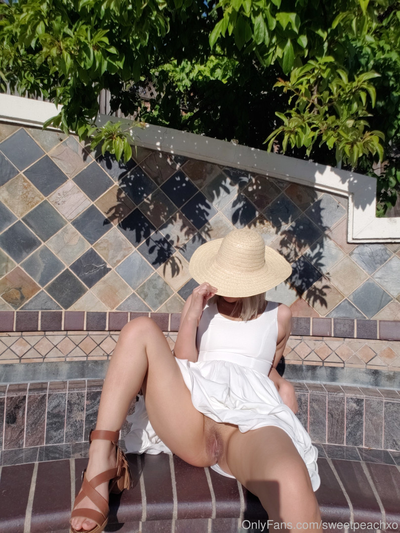 Photo by sweetpeachxo published on October 16,2023 18:24:09 - BestThots