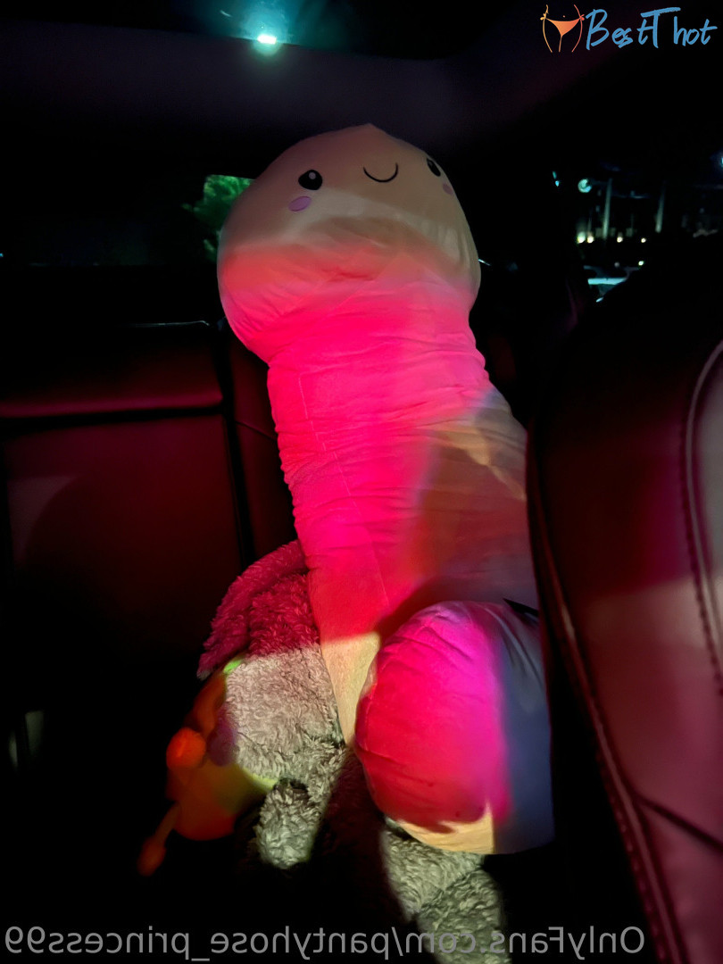 Photo by pantyhose_princess99 published on December 18,2024 10:07:02 - BestThots