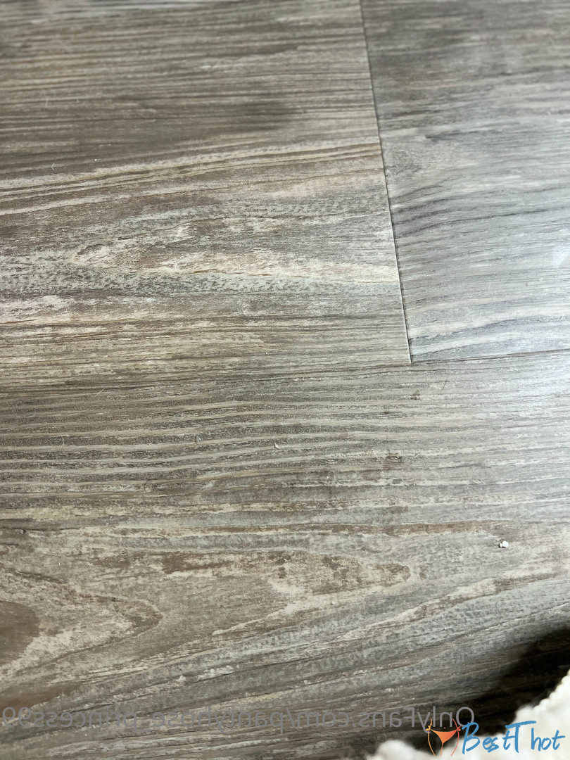 Photo by pantyhose_princess99 published on December 18,2024 11:05:53 - BestThots