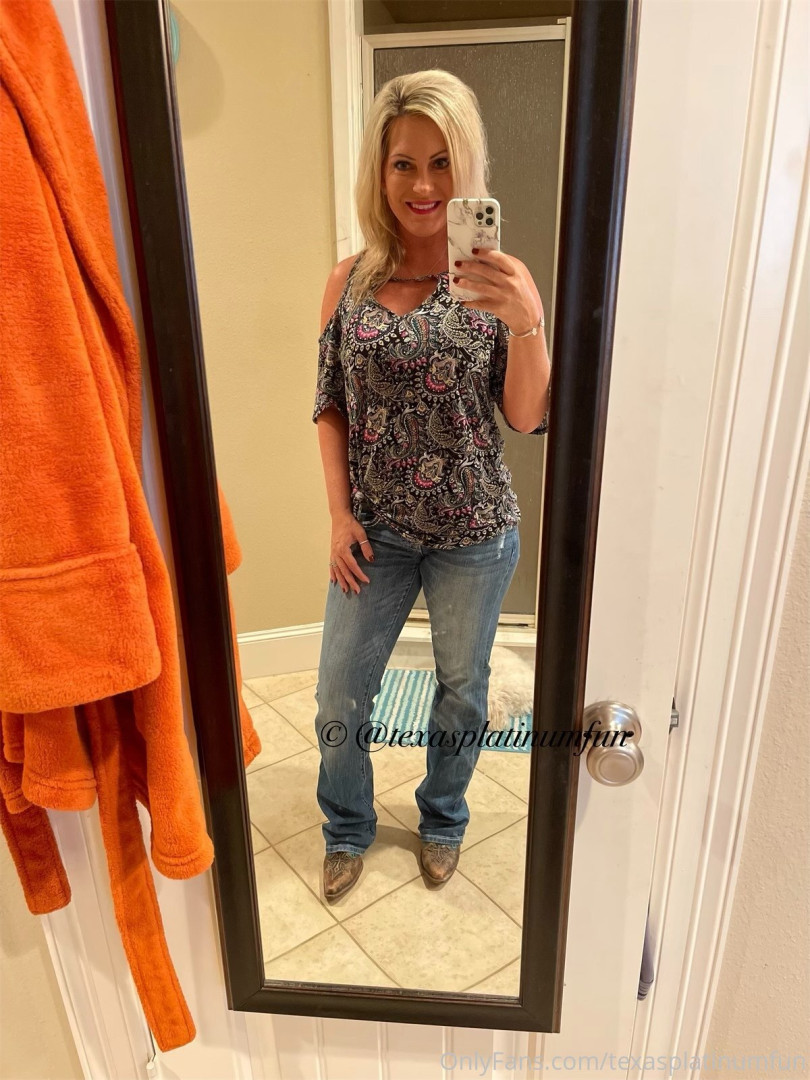 Photo by texasplatinumfun published on June 4,2023 15:34:36 - BestThots