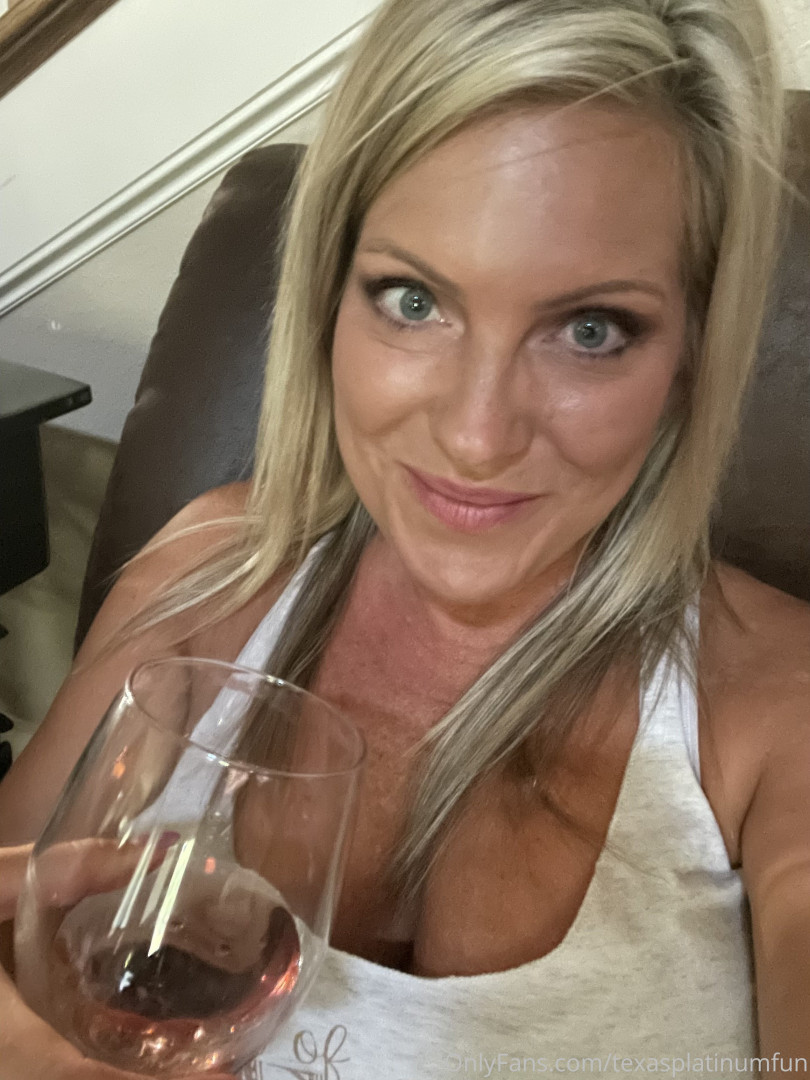 Photo by texasplatinumfun published on June 4,2023 15:55:42 - BestThots