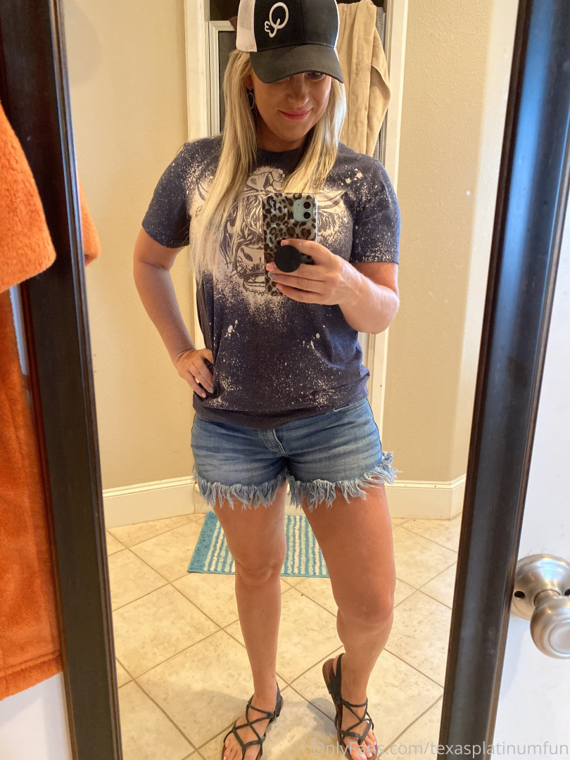 Photo by texasplatinumfun published on June 4,2023 15:56:56 - BestThots