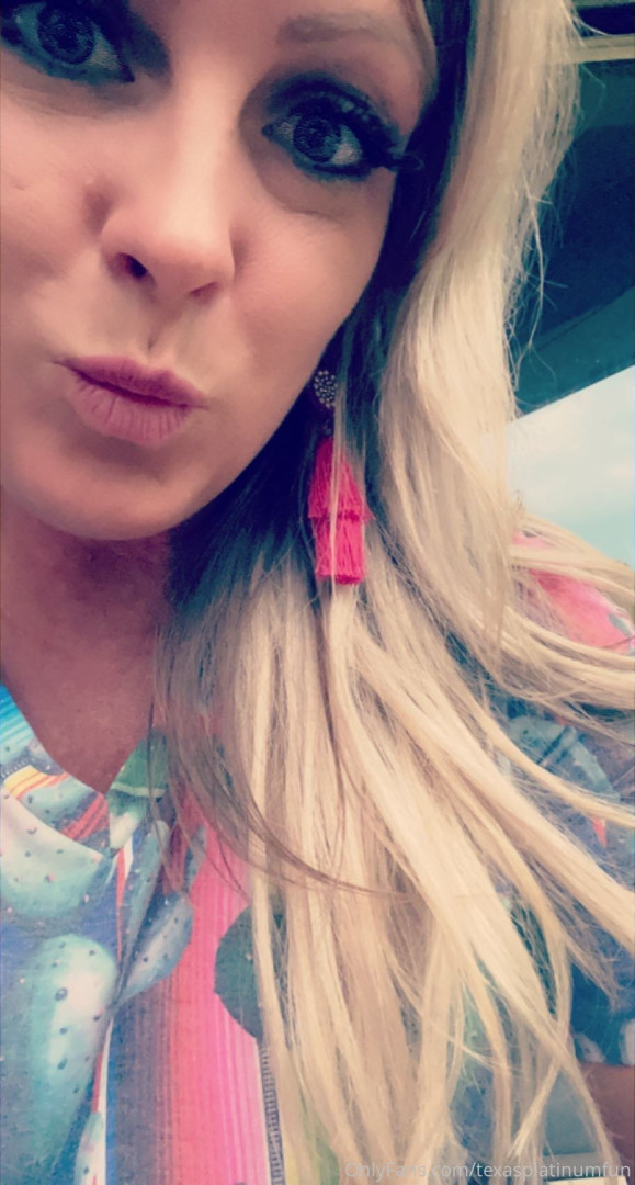 Photo by texasplatinumfun published on June 4,2023 16:00:31 - BestThots