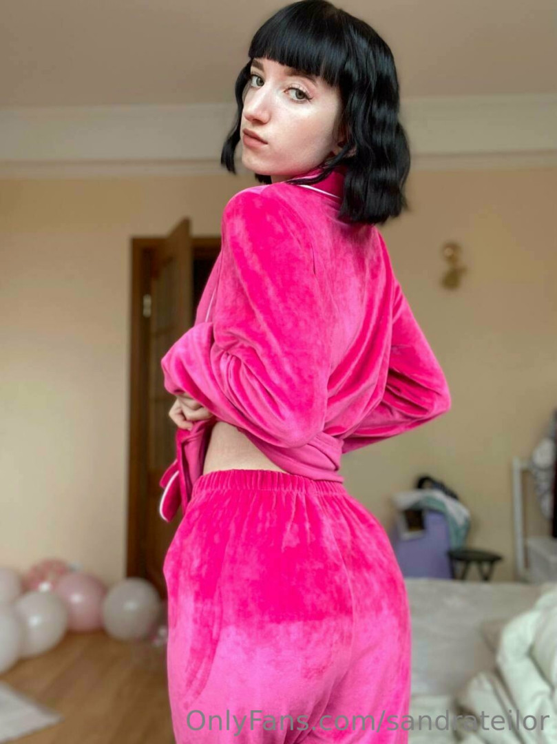 Photo by sandrateilorr published on June 5,2023 13:54:32 - BestThots