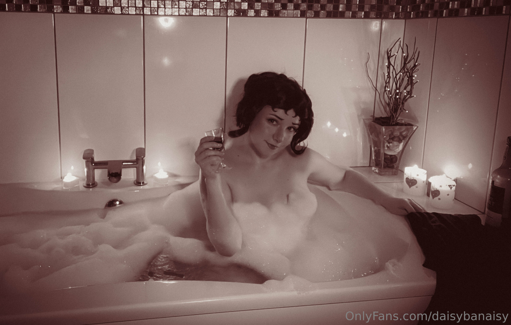 Photo by daisybanaisy published on July 14,2023 20:56:53 - BestThots