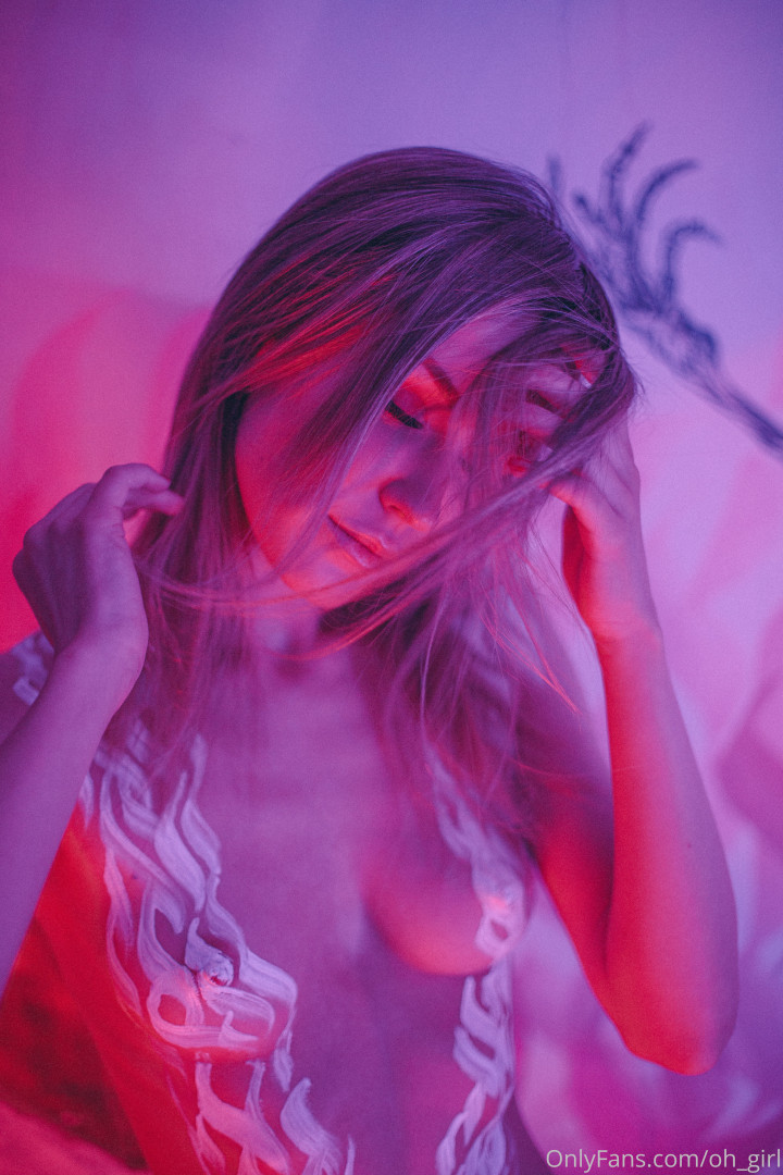 Photo by oh_girl published on October 15,2023 20:24:49 - BestThots