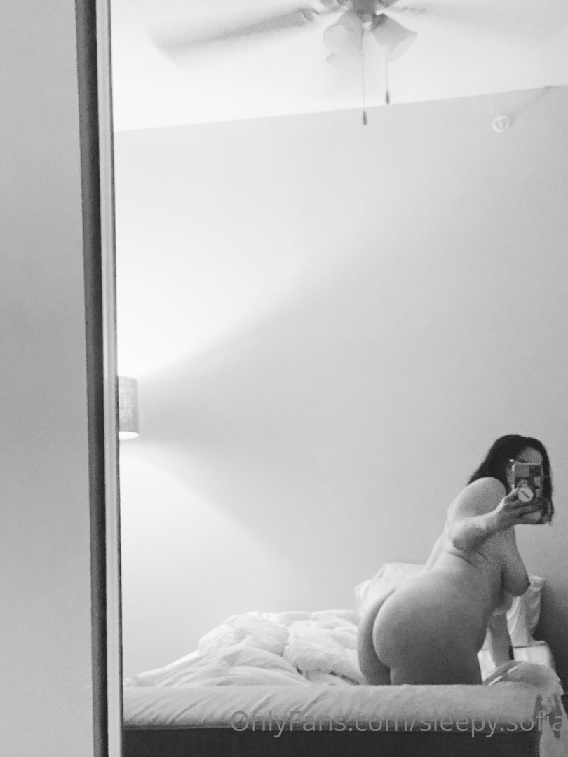 Photo by sleepysofiavip published on May 17,2023 22:47:24 - BestThots