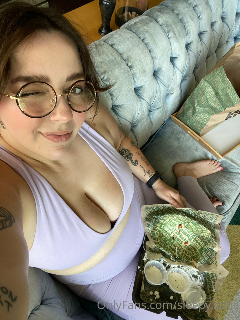 Photo by sleepysofiavip published on May 17,2023 22:48:54 - BestThots