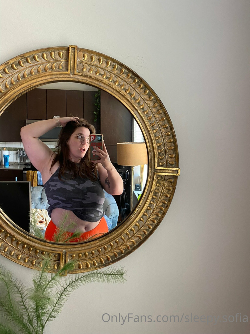 Photo by sleepysofiavip published on May 17,2023 22:49:57 - BestThots