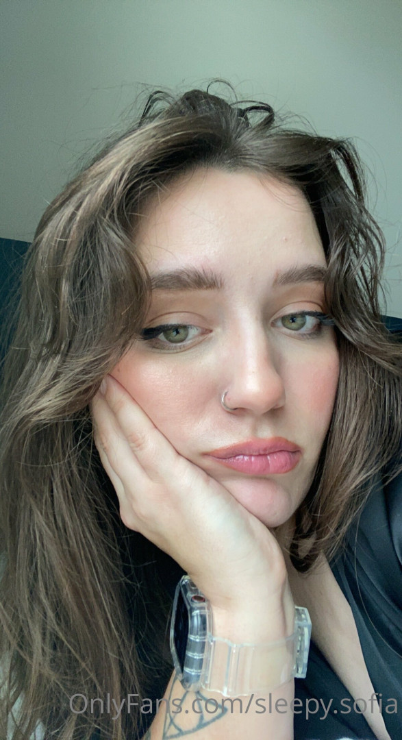 Photo by sleepysofiavip published on May 17,2023 22:50:09 - BestThots