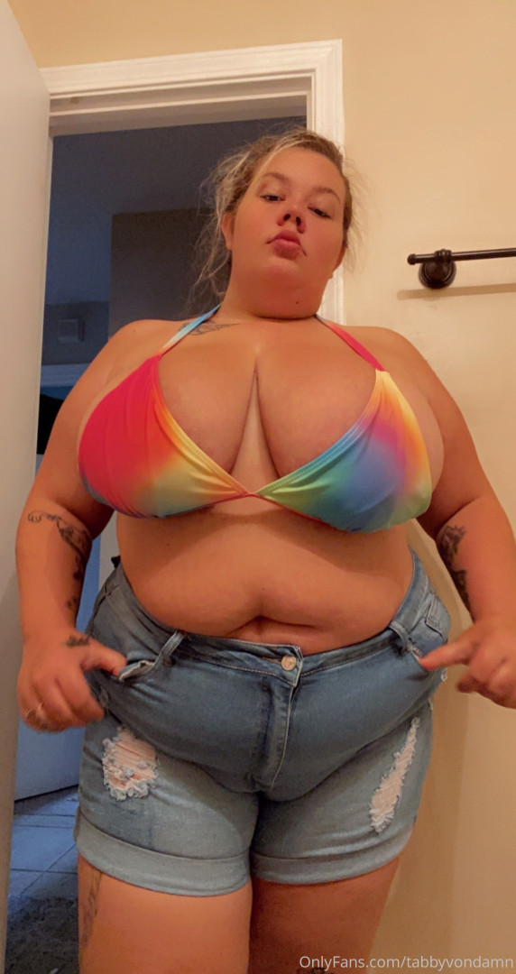 Photo by tabbyvondamn published on August 1,2023 21:12:18 - BestThots