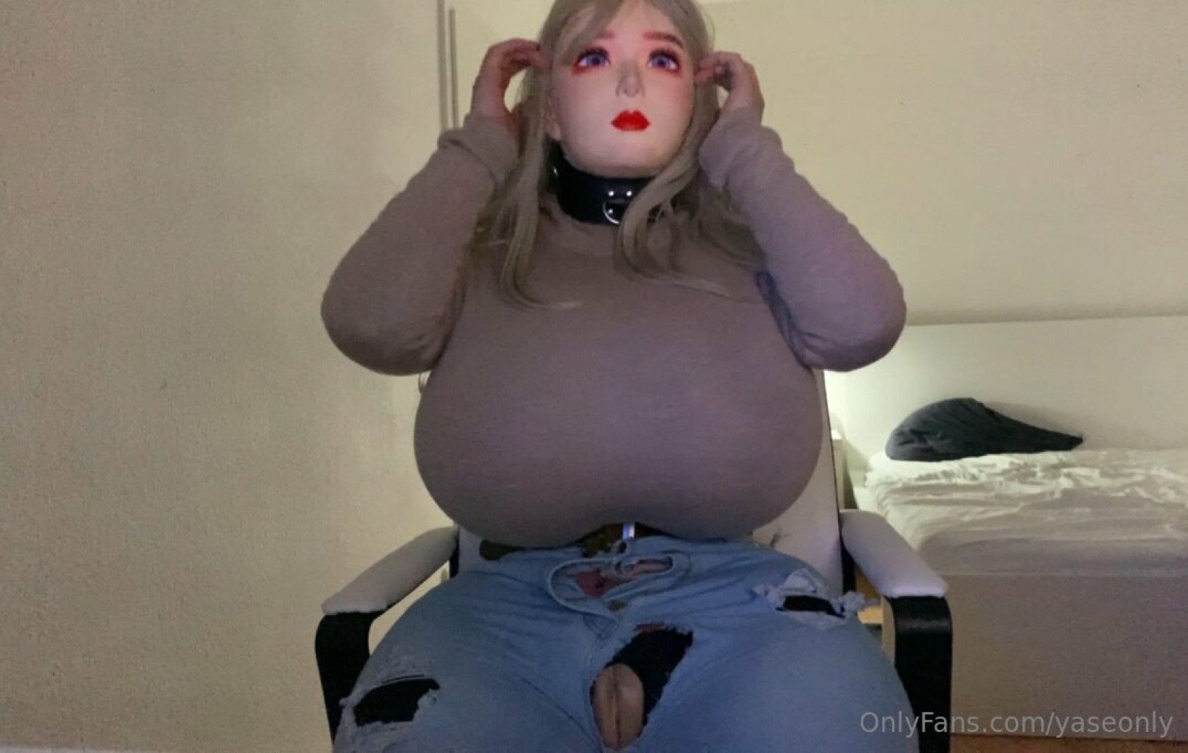Photo by yaseonly published on October 16,2023 00:21:15 - BestThots