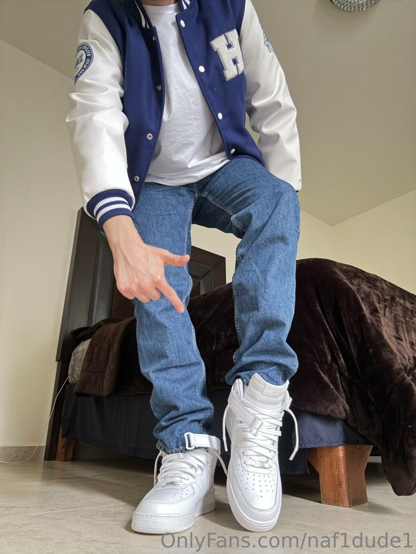Photo by naf1dude1 published on May 20,2023 11:40:27 - BestThots