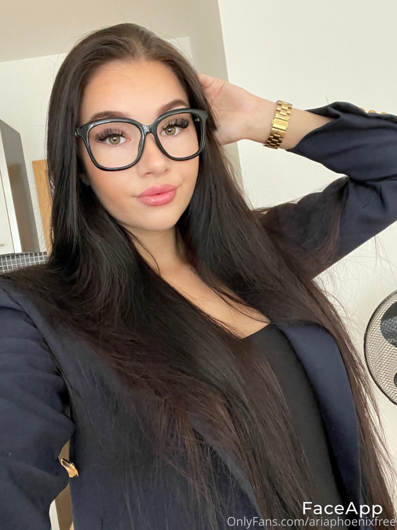 Photo by ariaphoenixfree published on October 16,2023 23:41:59 - BestThots
