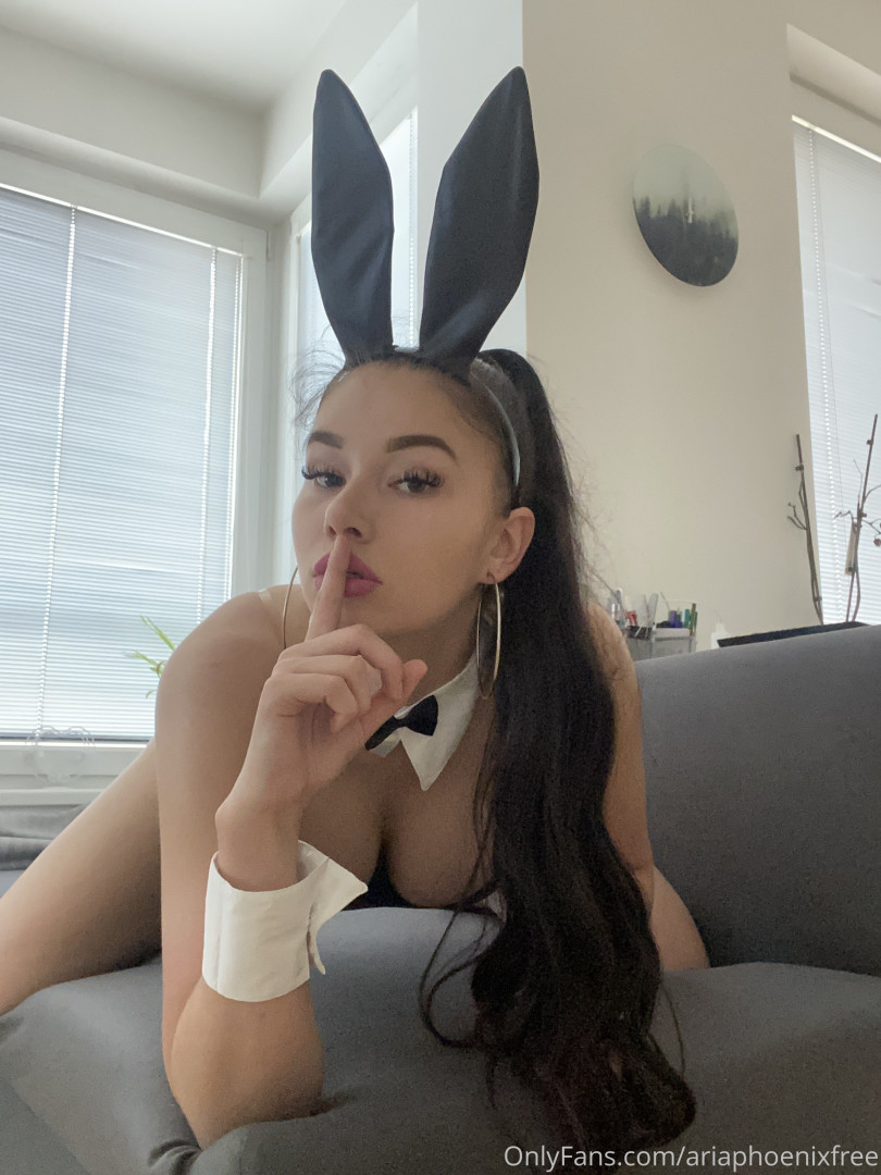 Photo by ariaphoenixfree published on October 16,2023 23:43:26 - BestThots