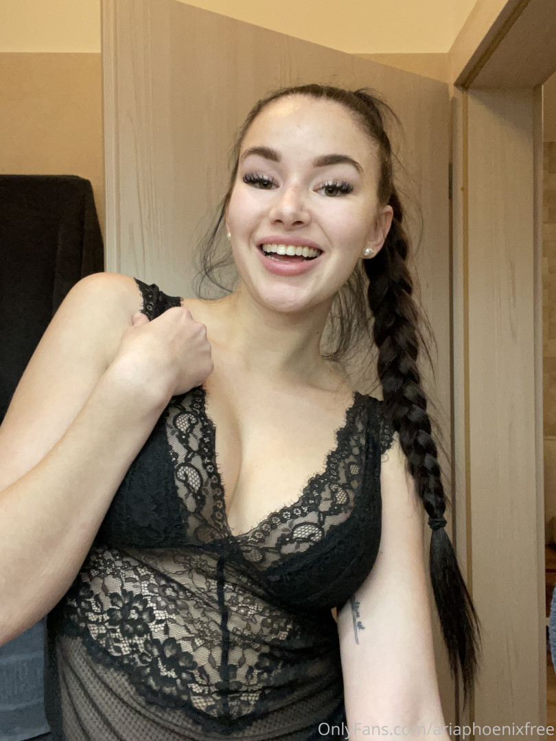 Photo by ariaphoenixfree published on October 16,2023 23:44:39 - BestThots
