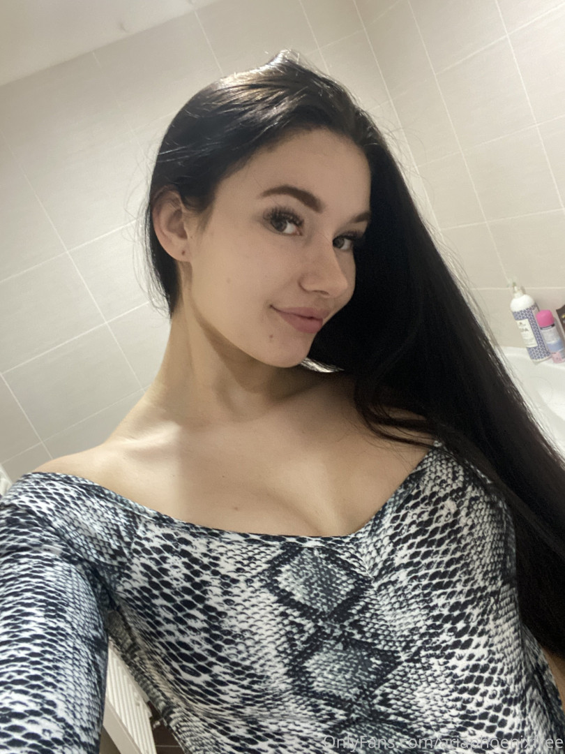 Photo by ariaphoenixfree published on October 16,2023 23:49:28 - BestThots