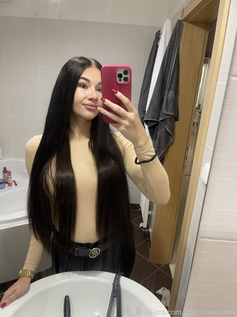 Photo by ariaphoenixfree published on October 16,2023 23:49:38 - BestThots