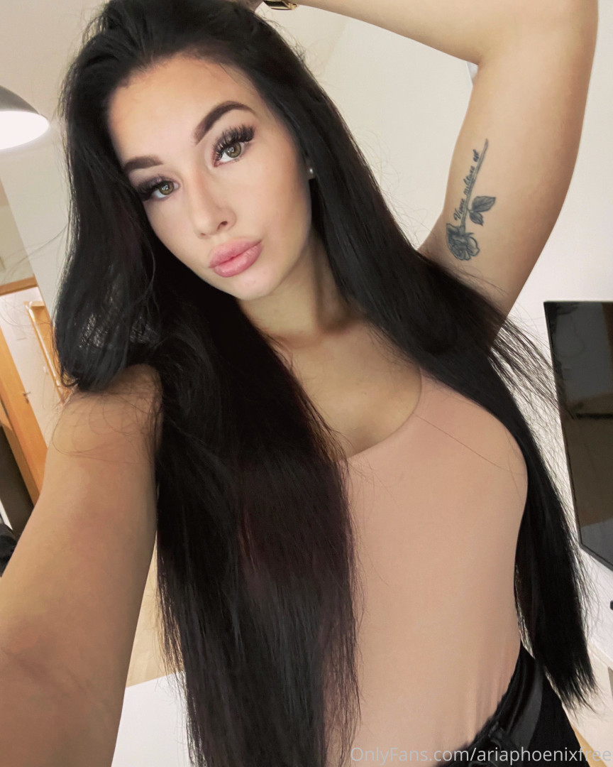 Photo by ariaphoenixfree published on October 16,2023 23:52:08 - BestThots