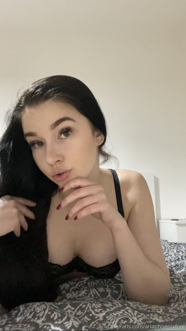 Photo by ariaphoenixfree published on October 16,2023 23:52:17 - BestThots