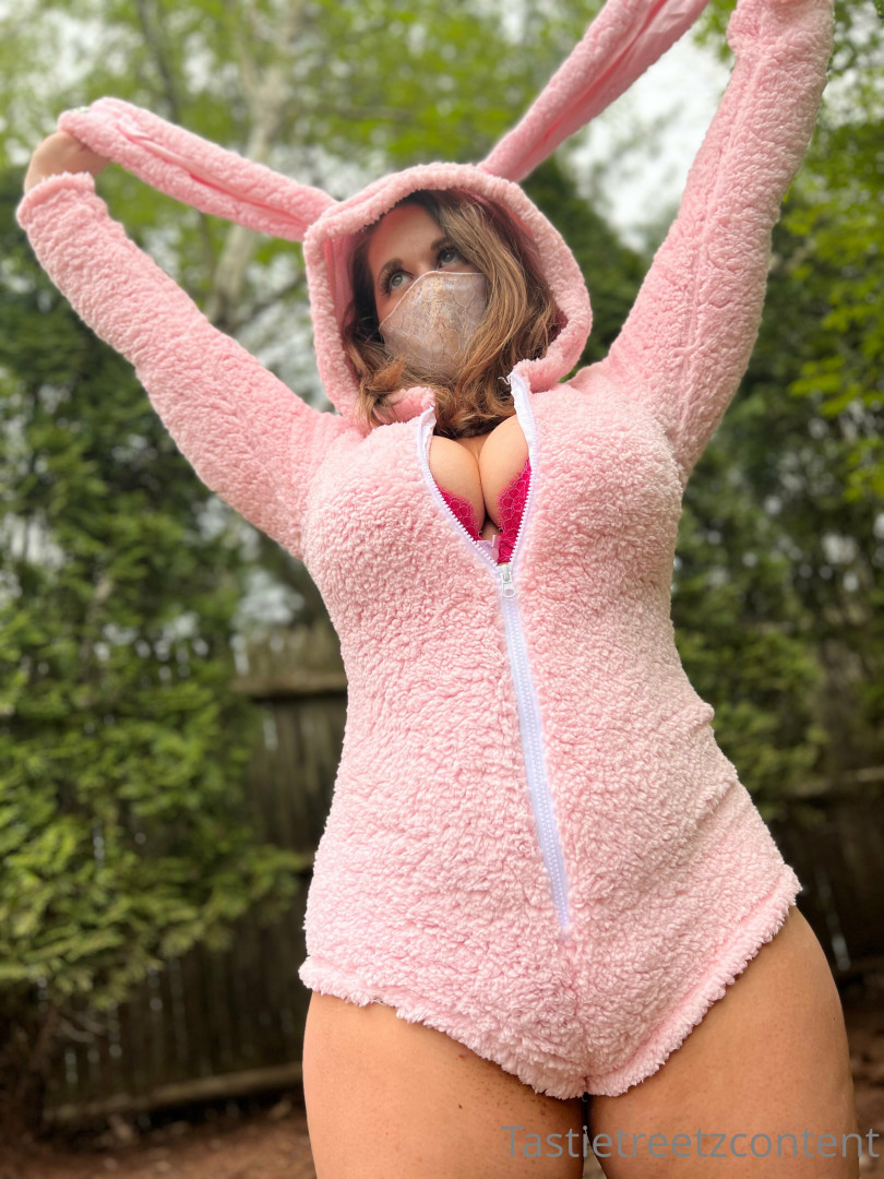 Photo by tastietreetz published on May 17,2023 09:24:24 - BestThots