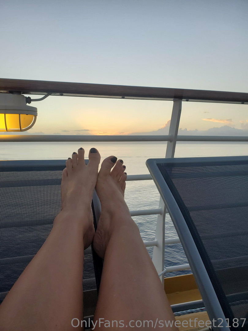 Photo by sweetfeet2187 published on May 17,2023 10:23:34 - BestThots