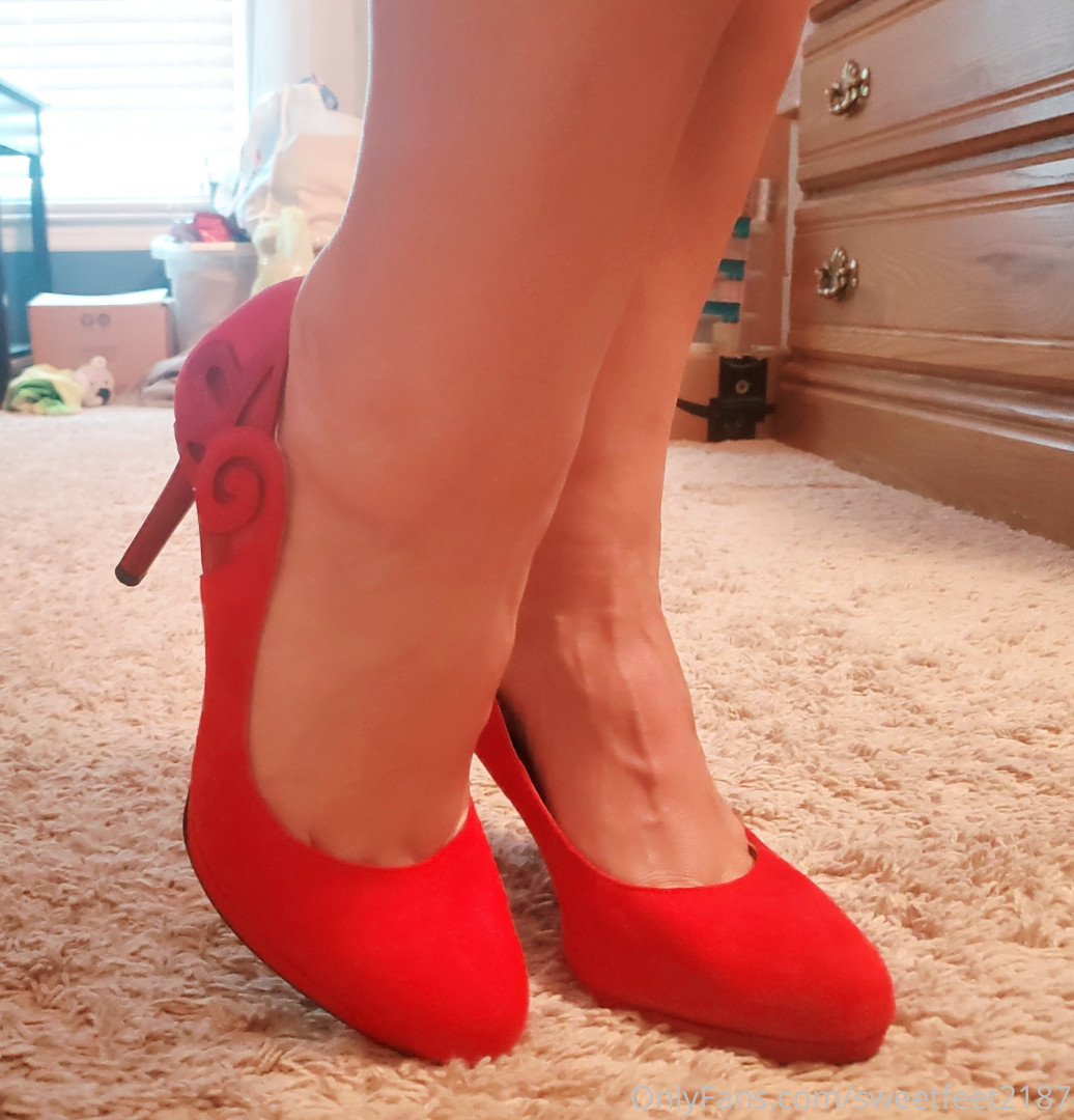 Photo by sweetfeet2187 published on May 17,2023 10:23:47 - BestThots